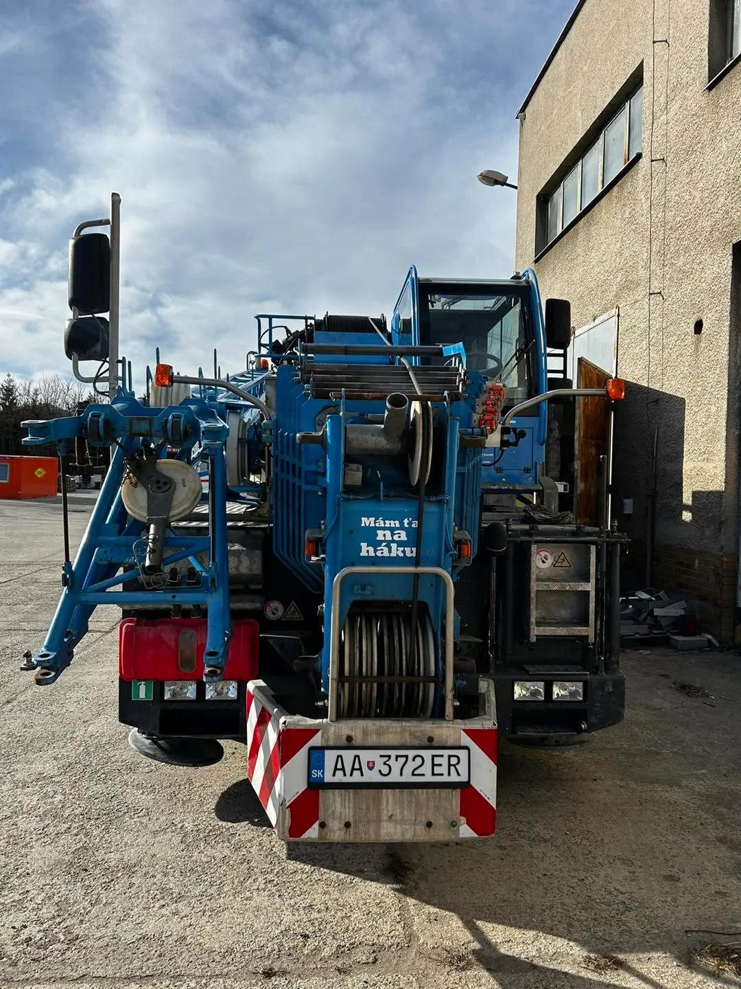 Náš autožeriav – čelný pohľad
